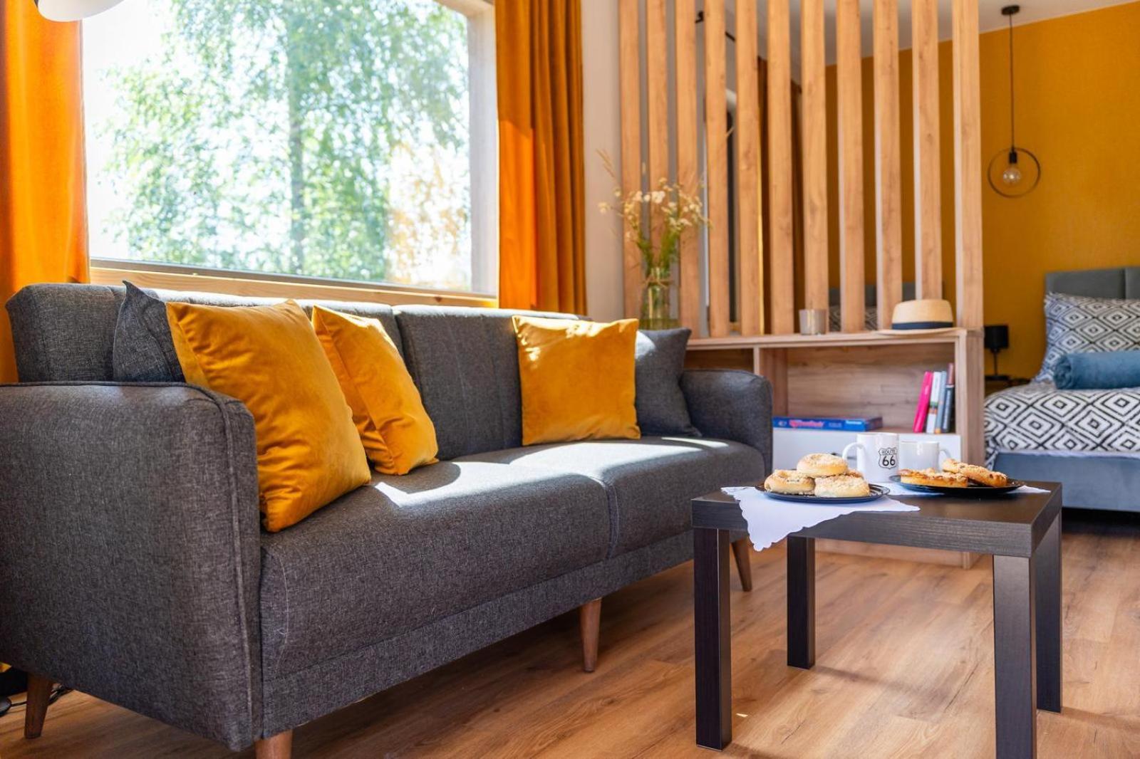 Zielona Zaba Hotel Derc Bagian luar foto